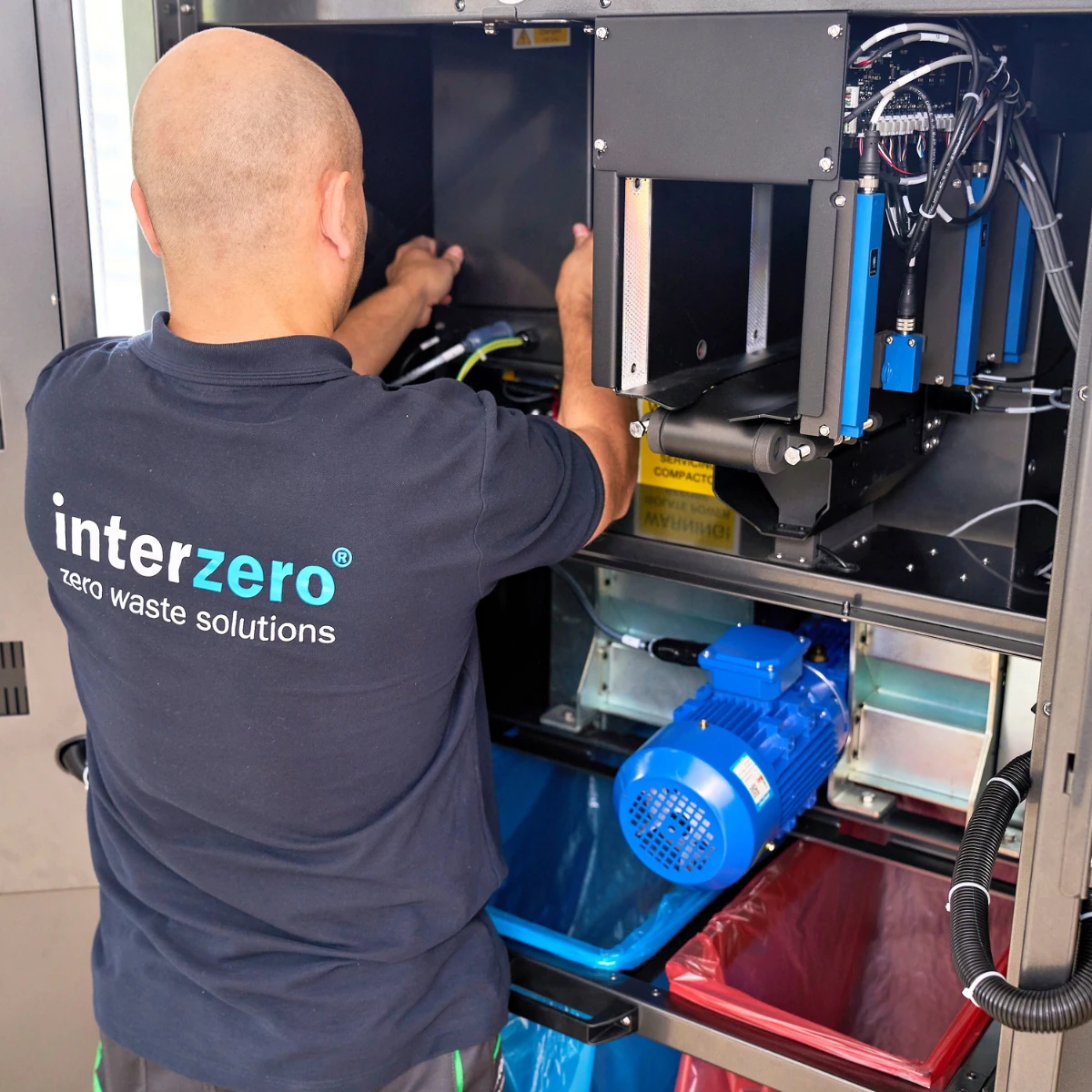 Automaty Interzero do zwrotu butelek, Interzero, 2026